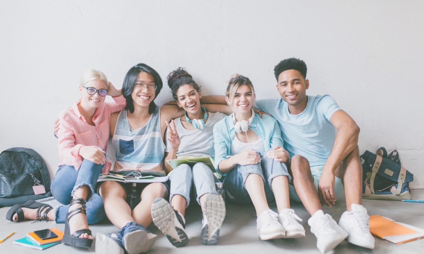 Moderne Finanzplanung und Geschäftsprozessoptimierung im Büro